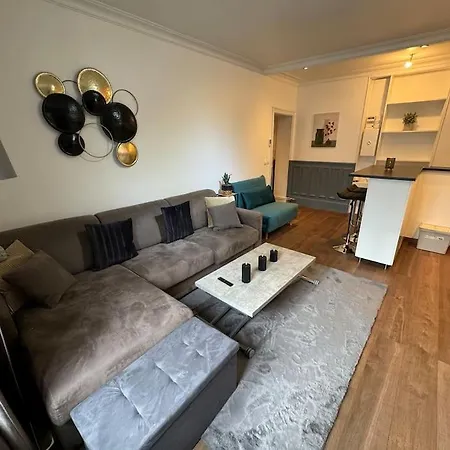 Apartment Spacieux Et Moderne *