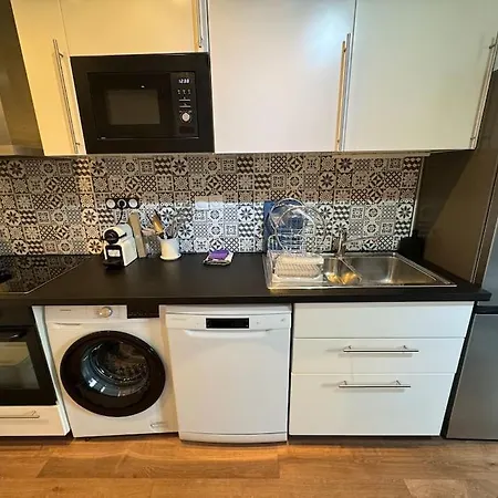 Apartment Spacieux Et Moderne *
